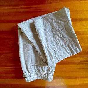 Athleta Linen pants size 8 worn once. Elastic in back. Pockets, comfortable!